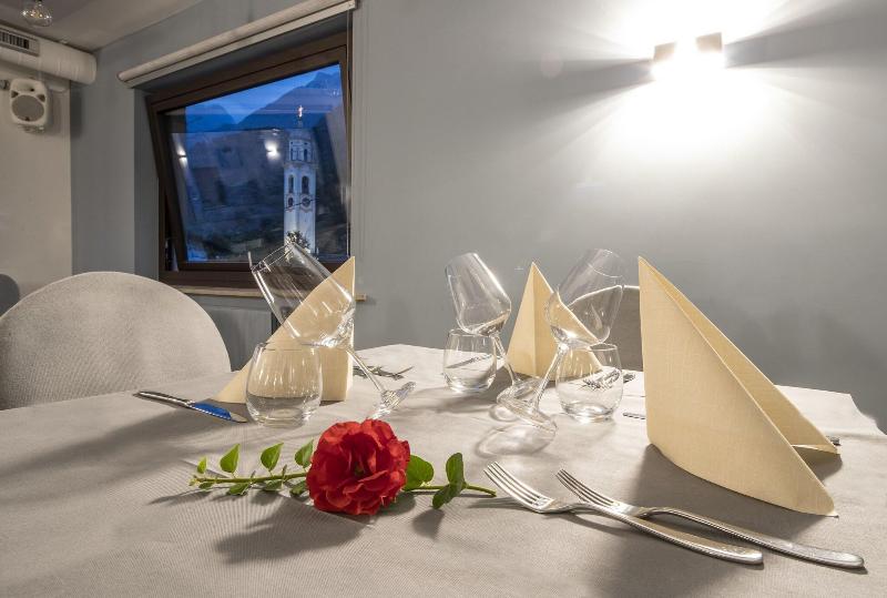 Hotel Piuro - Restoran