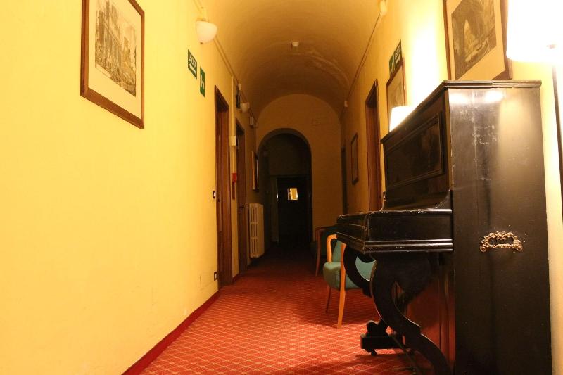Hotel Portici - Lobi