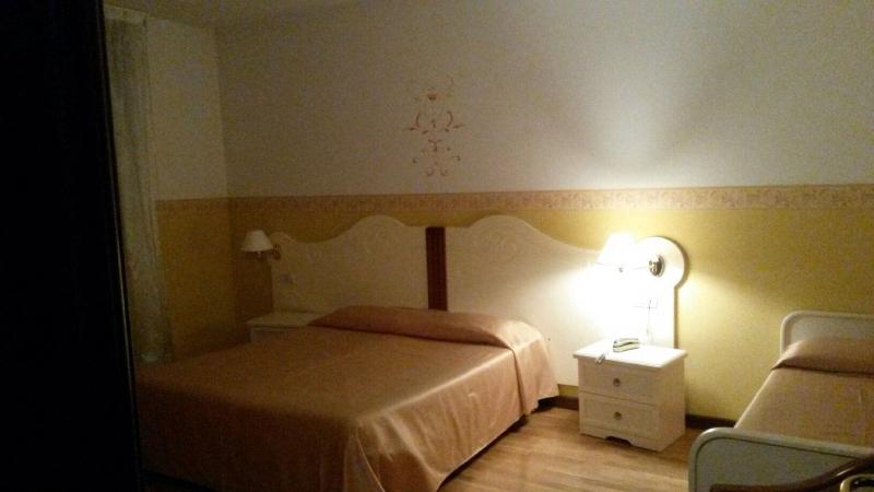 Albergo Ristorante Flora - Oda