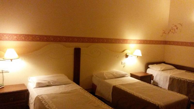 Albergo Ristorante Flora - Oda