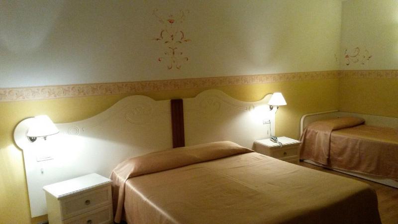 Albergo Ristorante Flora - Oda
