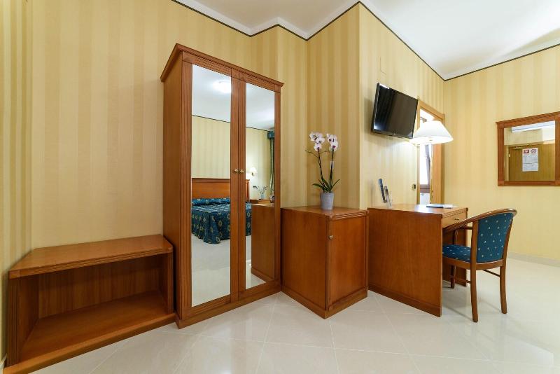 Hotel Hermitage - Oda