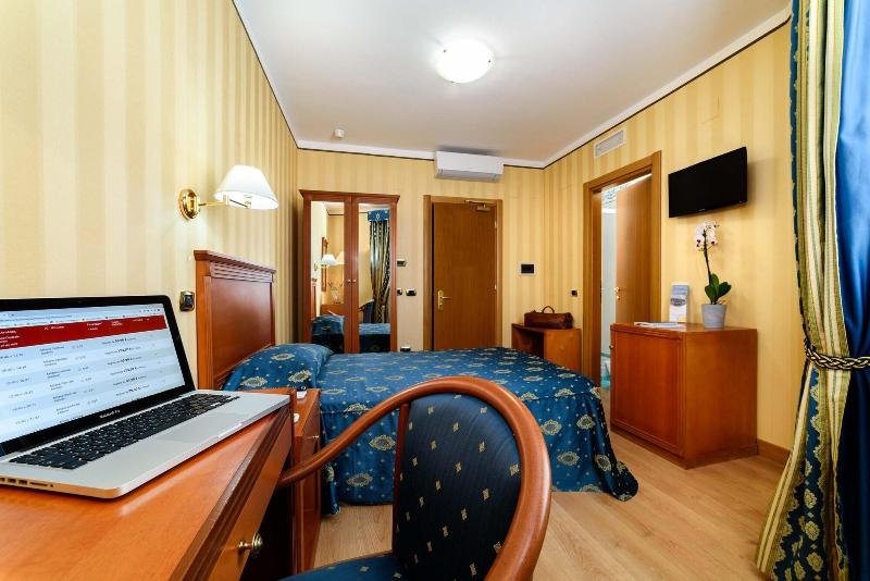 Hotel Hermitage - Oda
