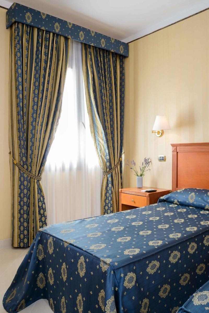Hotel Hermitage - Oda