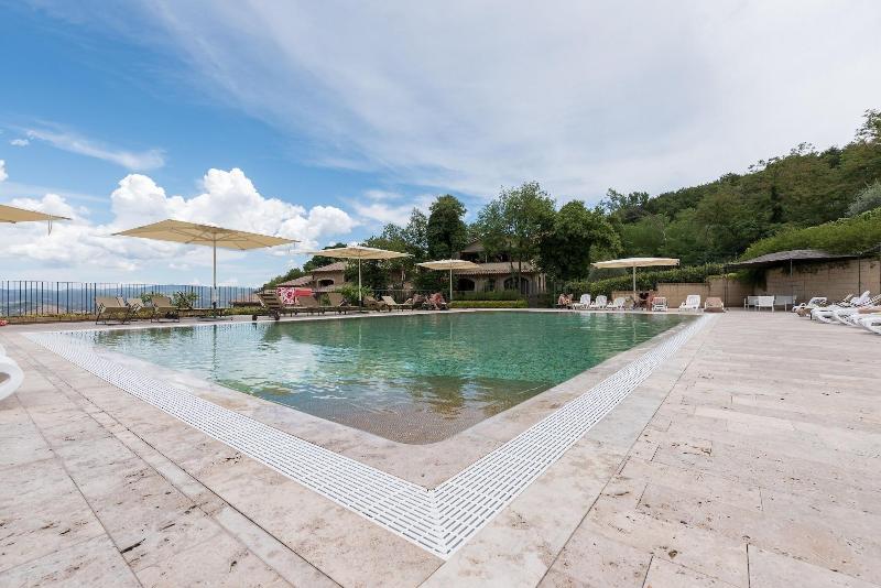 Altarocca Wine Resort - Havuz