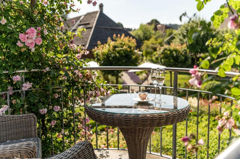 Romantik Hotel Bären - Genel