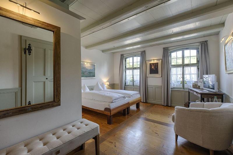 Romantik Hotel Bären - Oda