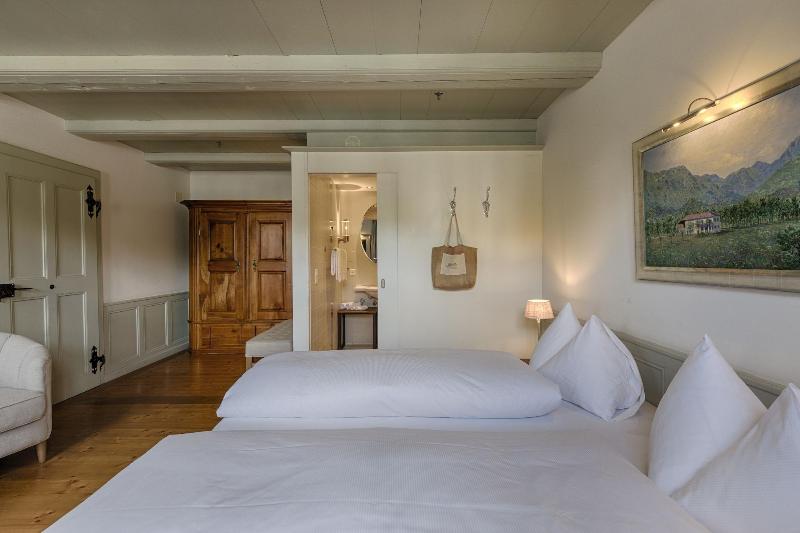 Romantik Hotel Bären - Oda