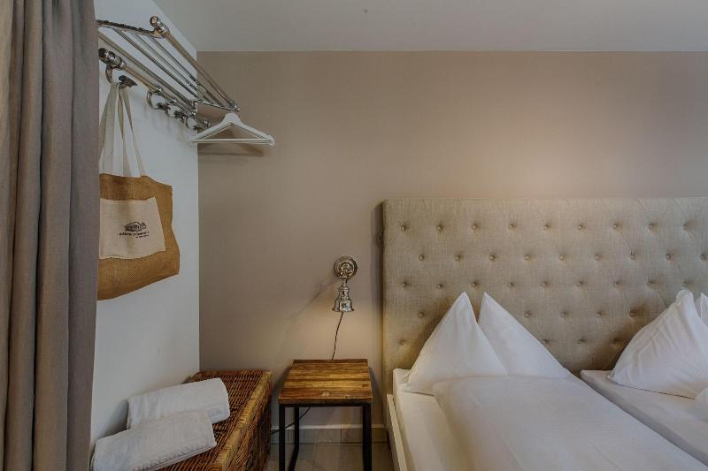 Romantik Hotel Bären - Oda