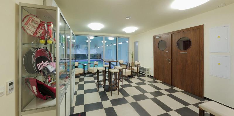 Esmarin Wellness Hotel - Lobi