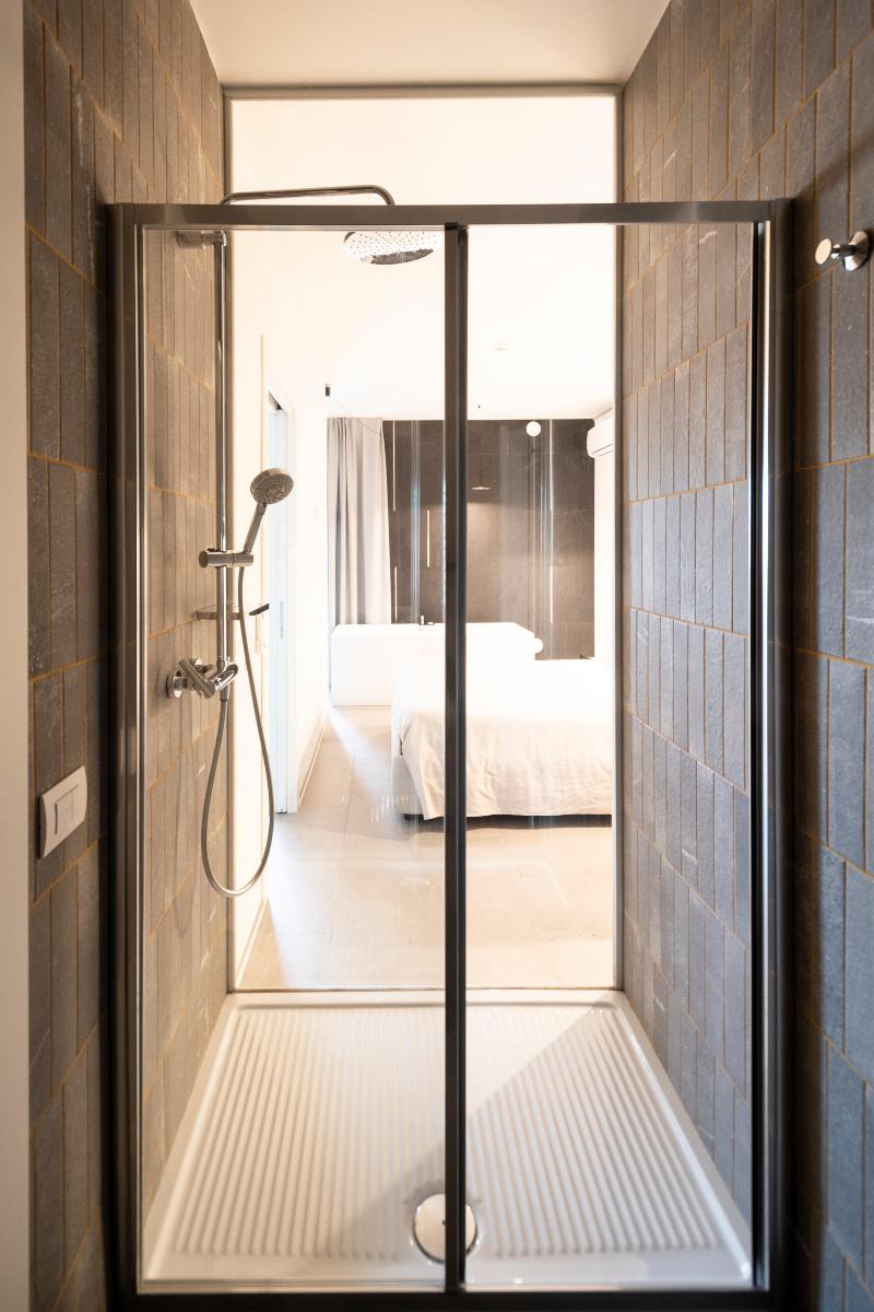 Alkamuri Posh Hotel & Spa - Oda