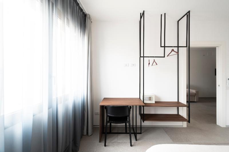 Alkamuri Posh Hotel & Spa - Oda