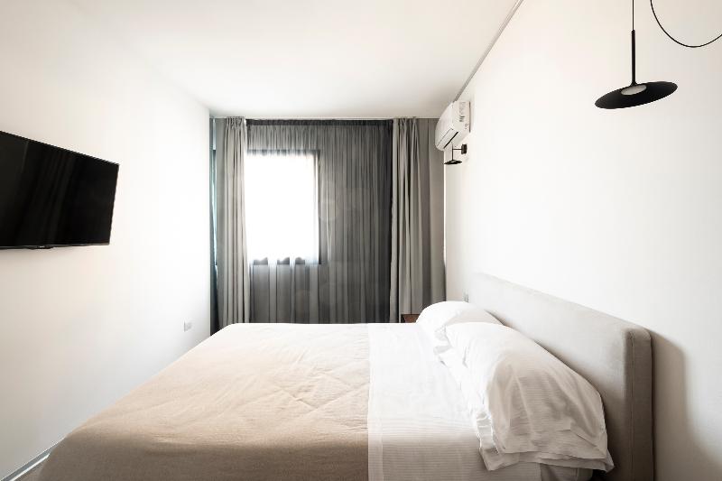 Alkamuri Posh Hotel & Spa - Oda