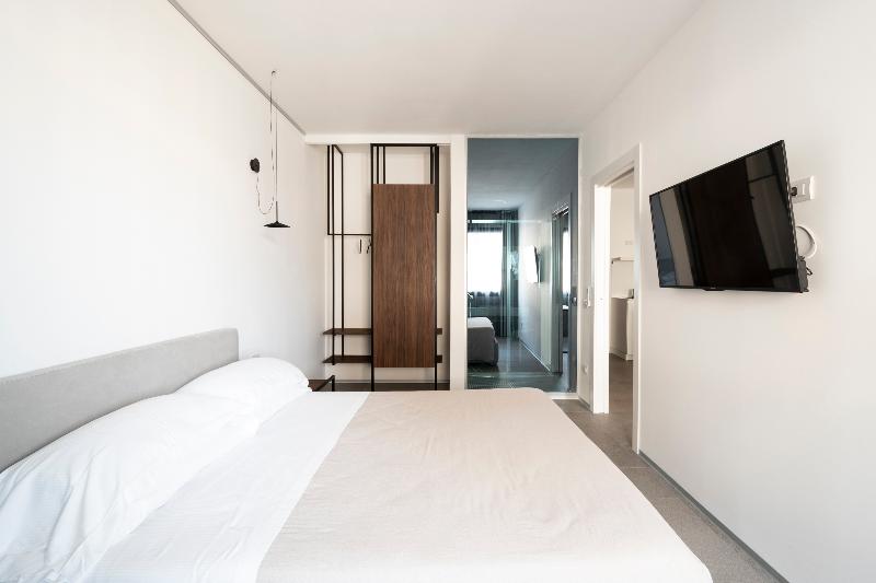 Alkamuri Posh Hotel & Spa - Oda
