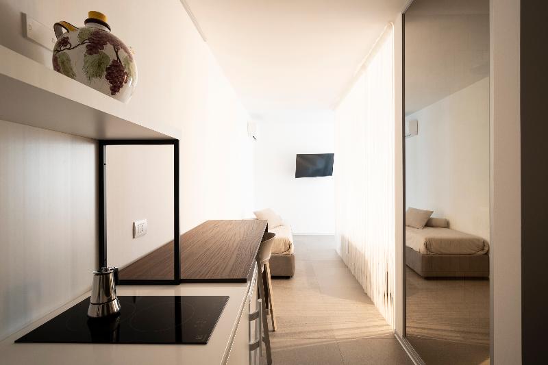 Alkamuri Posh Hotel & Spa - Oda