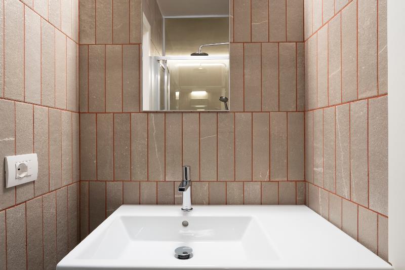 Alkamuri Posh Hotel & Spa - Oda