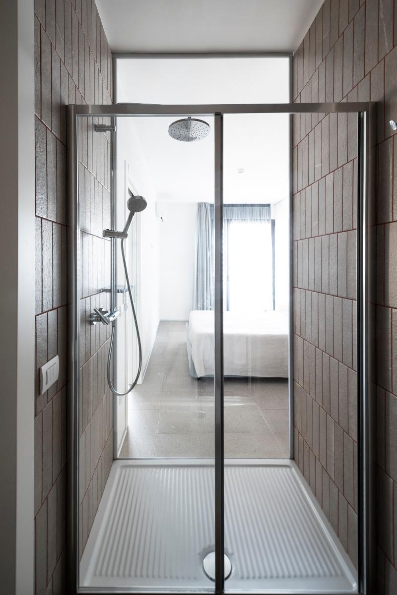 Alkamuri Posh Hotel & Spa - Oda