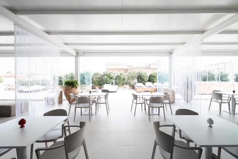 Alkamuri Posh Hotel & Spa - Restoran