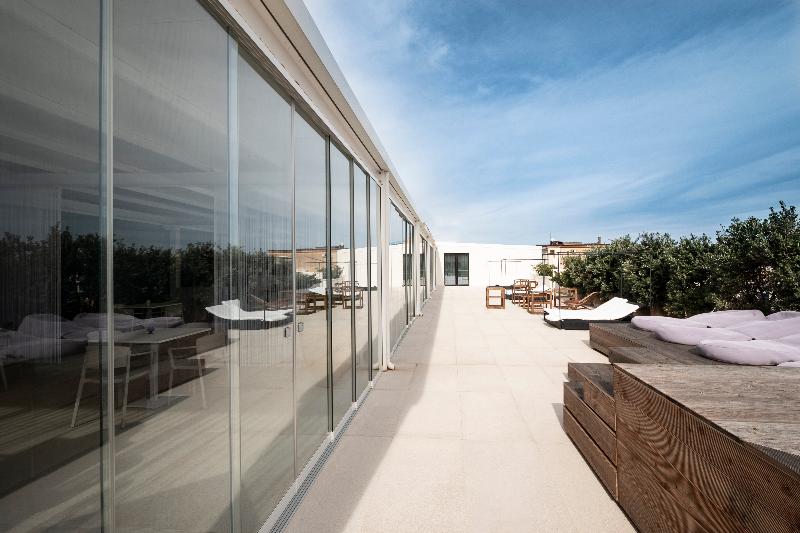 Alkamuri Posh Hotel & Spa - Teras