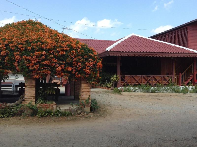 Mitkhoonyoum Hotel - Genel