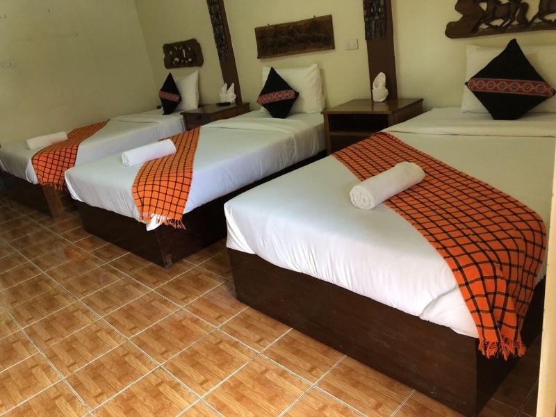 Mitkhoonyoum Hotel - Oda