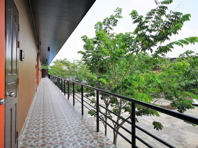 Huaisai Hotel - Teras