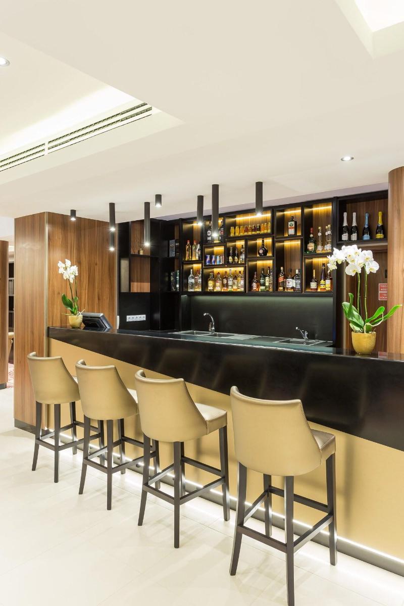 Outlet Hotel Polgár - Bar