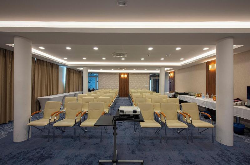 Outlet Hotel Polgár - Toplantı
