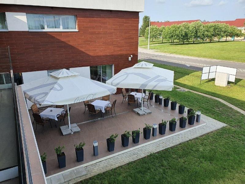 Outlet Hotel Polgár - Oda