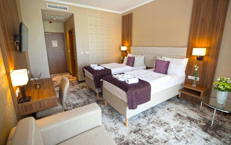 Outlet Hotel Polgár - Oda