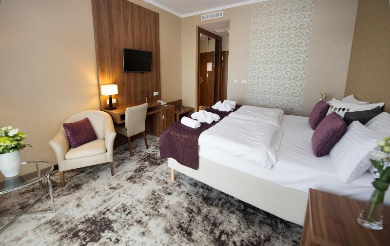 Outlet Hotel Polgár - Oda