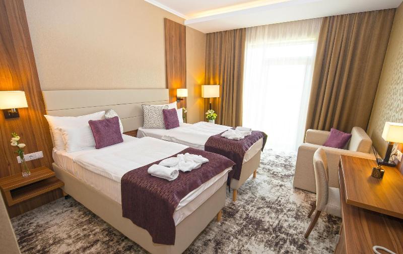 Outlet Hotel Polgár - Oda