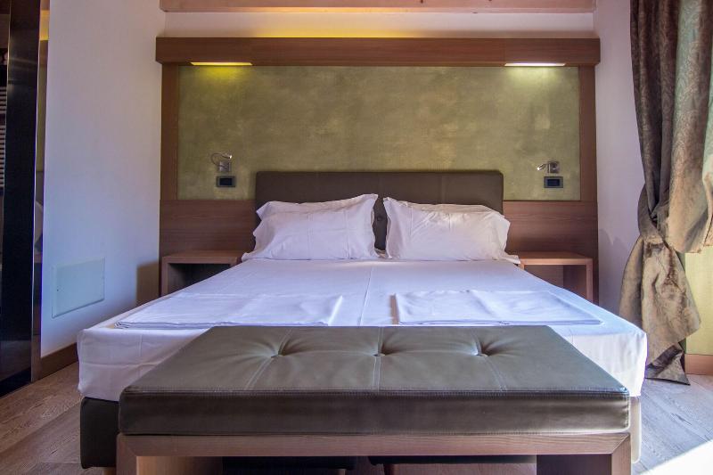 Dolomiti Lodge Villa Gaia - Oda
