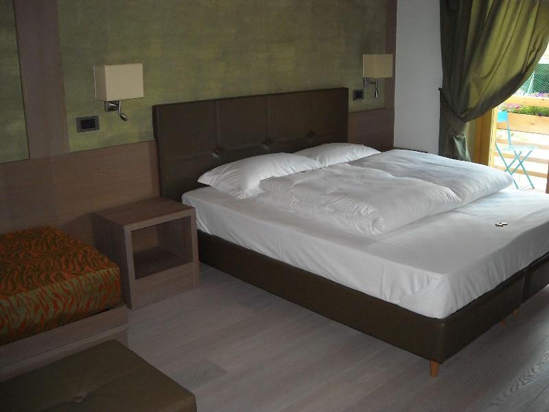 Dolomiti Lodge Villa Gaia - Oda