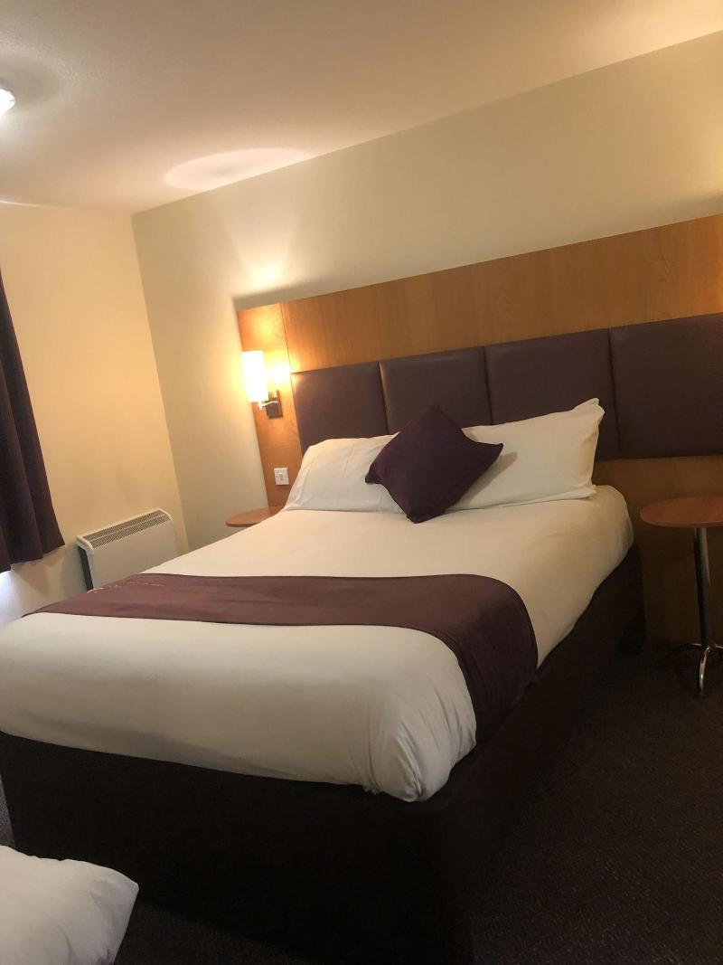 Purple Roomz - Oda