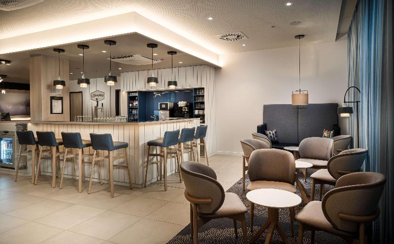 Hampton by Hilton Kiel - Lobi