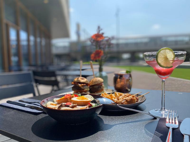 Holiday Inn Express Almere - Restoran