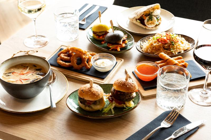 Holiday Inn Express Almere - Restoran