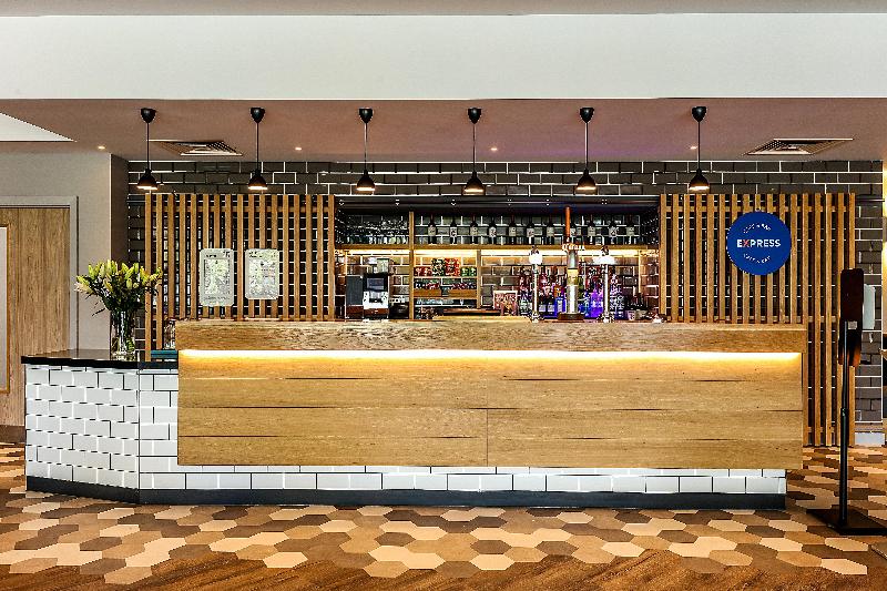 Holiday Inn Express Bicester - Lobi