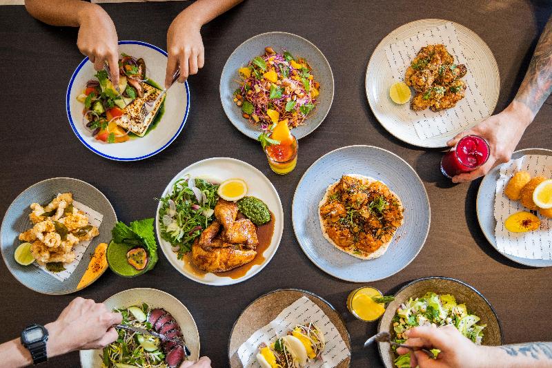 Staybridge Suites Dubai Internet City - Restoran