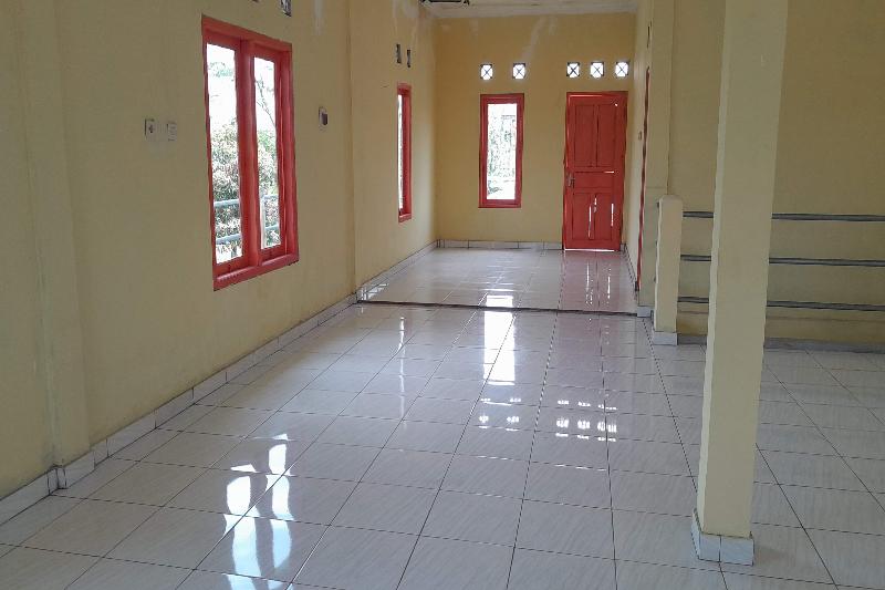 Rumah Singgah Peziarah Ganjuran by ZUZU - Lobi