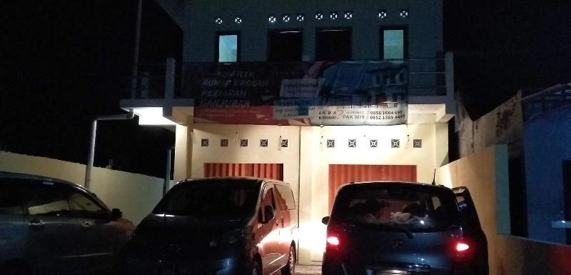 Rumah Singgah Peziarah Ganjuran by ZUZU - Genel