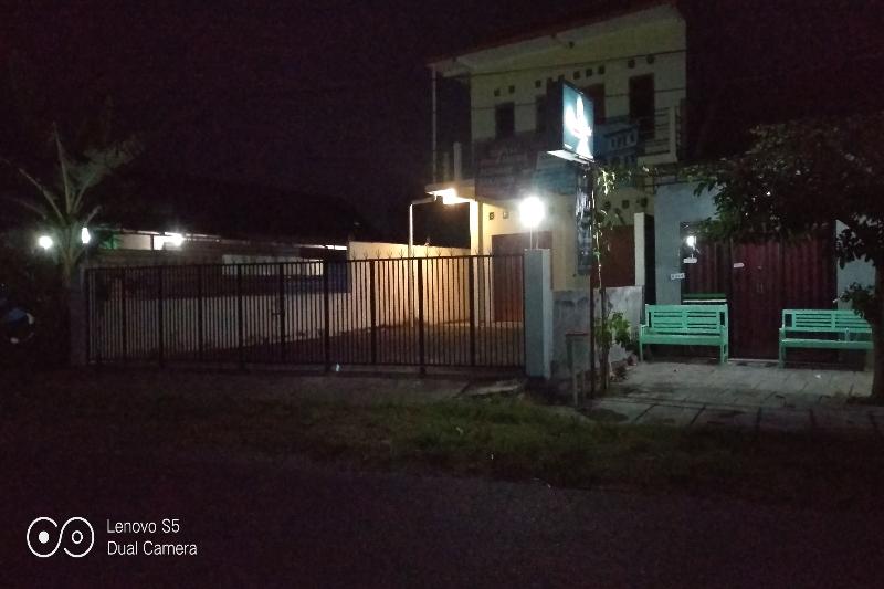 Rumah Singgah Peziarah Ganjuran by ZUZU - Genel
