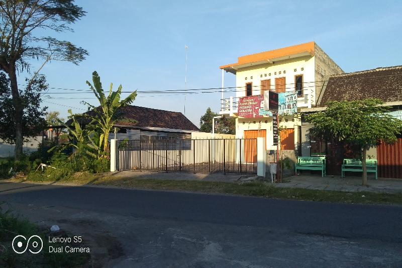 Rumah Singgah Peziarah Ganjuran by ZUZU - Genel