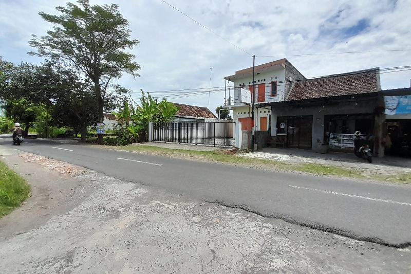 Rumah Singgah Peziarah Ganjuran by ZUZU - Genel