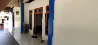 Homestay Sudiono by ZUZU otel fotoğrafı