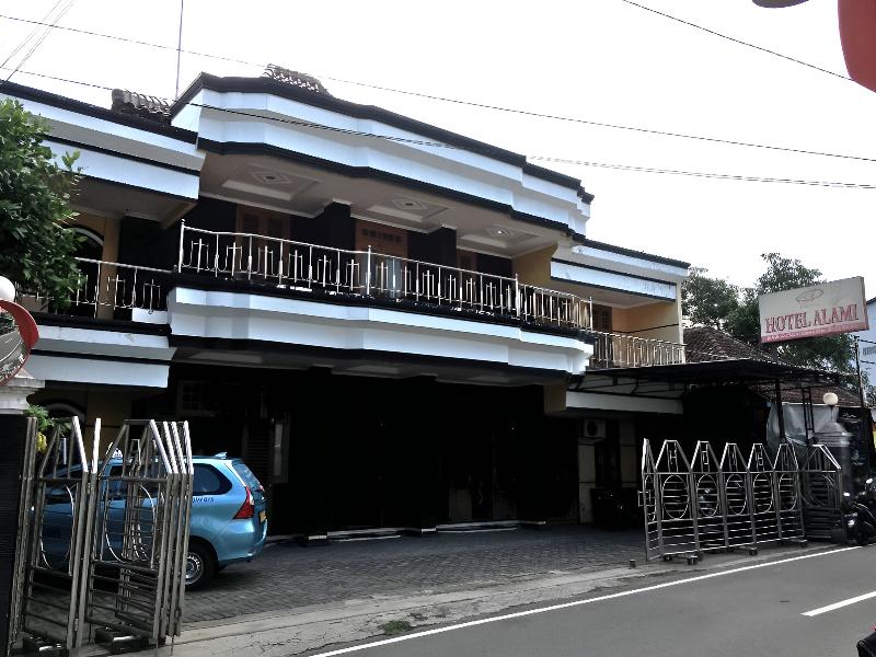 Hotel Alami near Alun-Alun Klaten by ZUZU - Genel