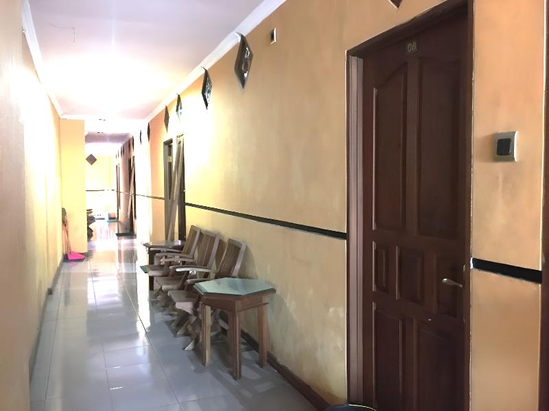 Hotel Alami near Alun-Alun Klaten by ZUZU - Genel