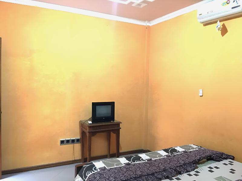 Hotel Alami near Alun-Alun Klaten by ZUZU - Oda