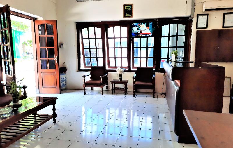 Hotel Perdana by ZUZU - Lobi